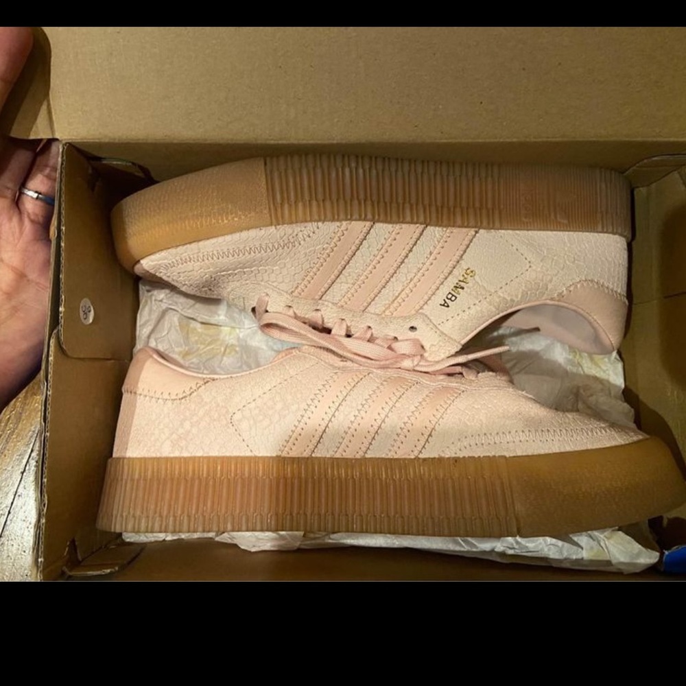 Adidas sambarose platform sole sneakers
